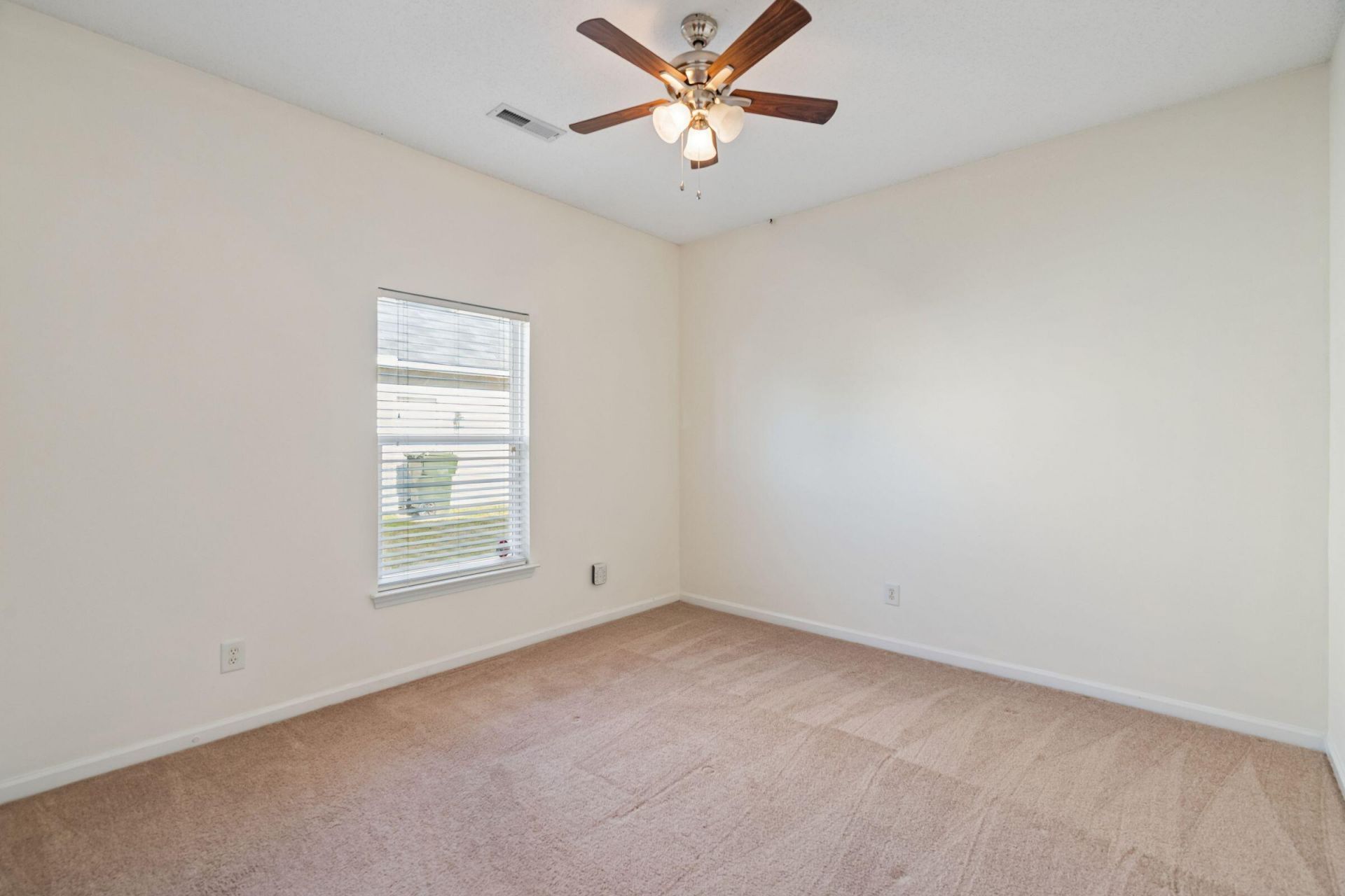 121 Speer Street Photo 25