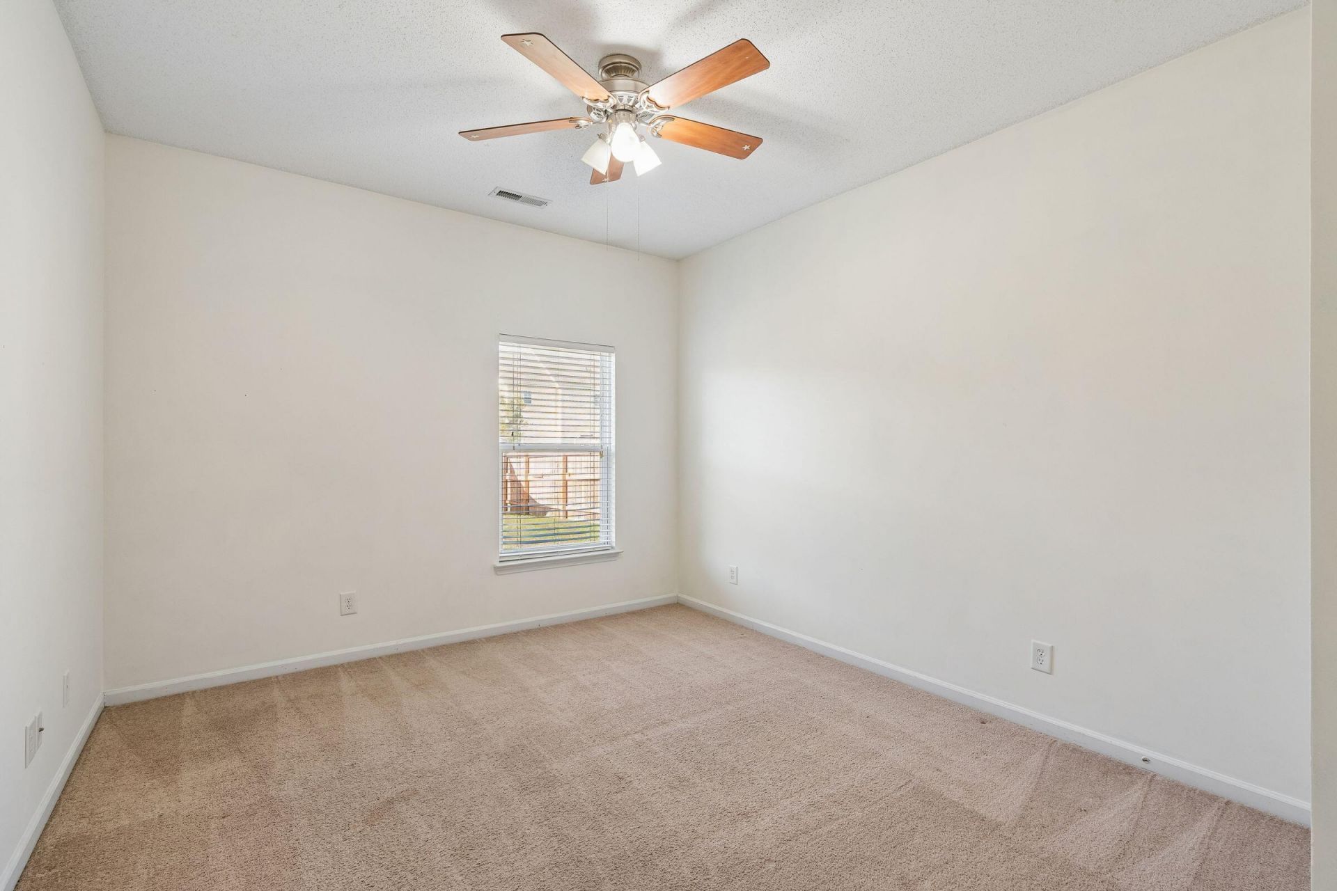 121 Speer Street Photo 27
