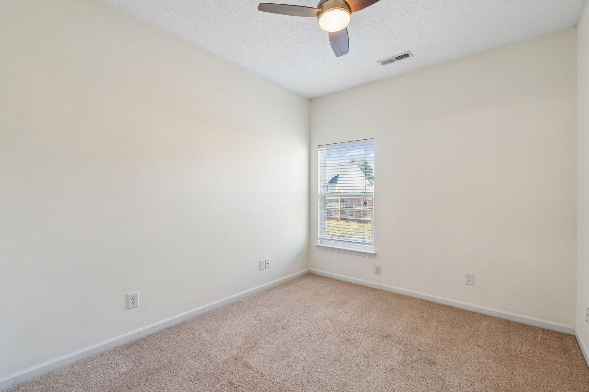 121 Speer Street Photo 28