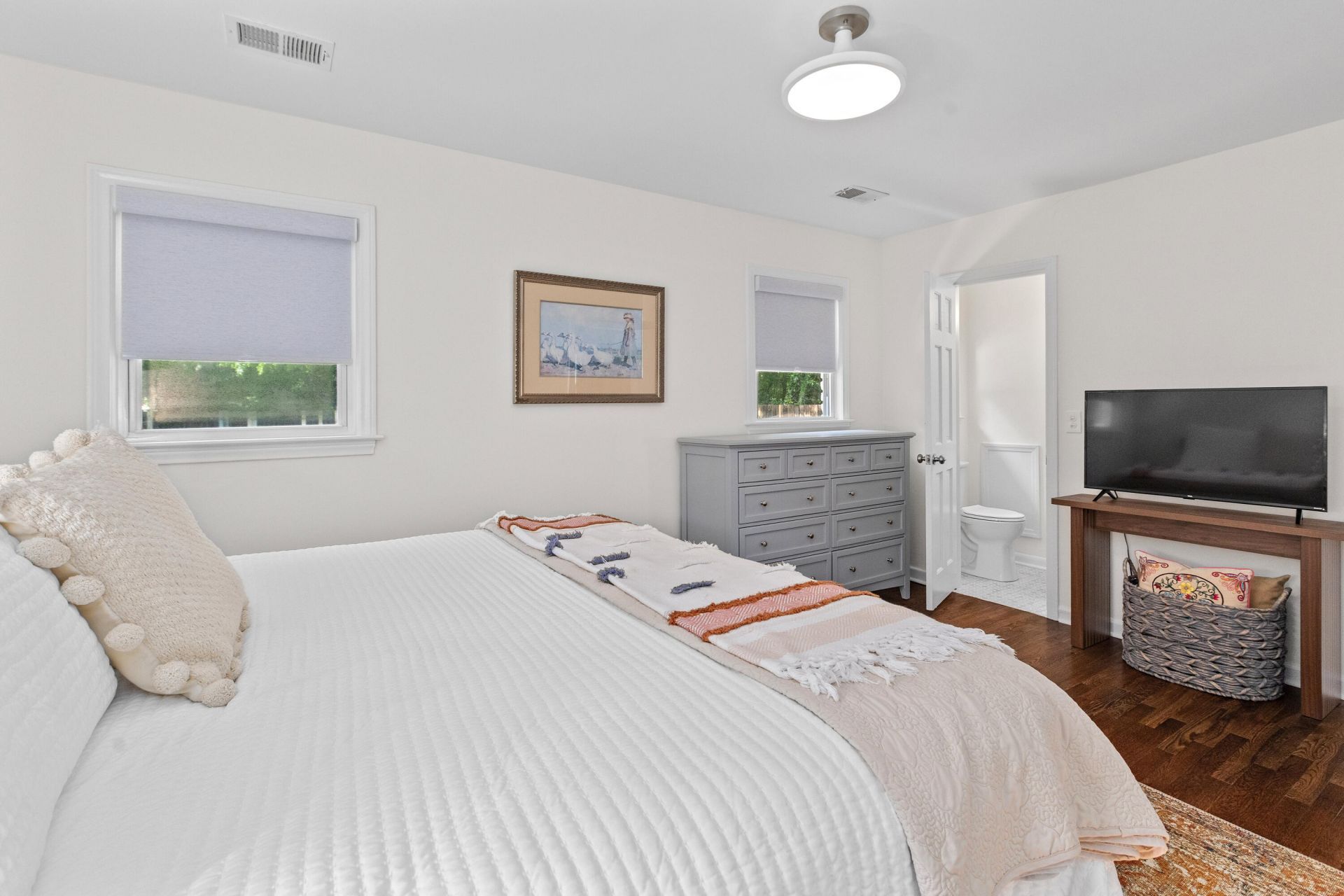 1317 White Drive Photo 13