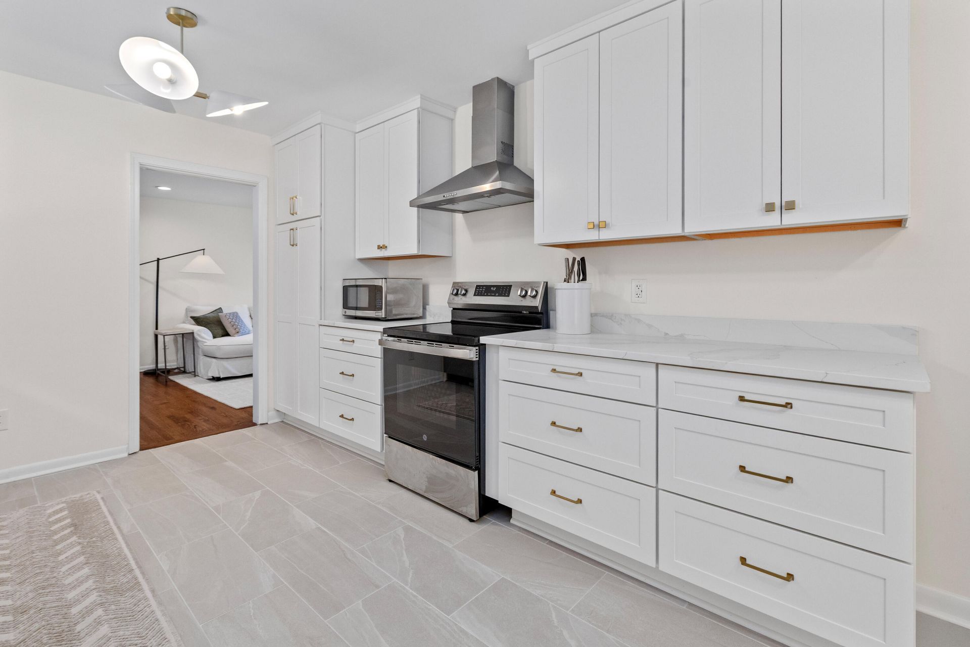 1317 White Drive Photo 9