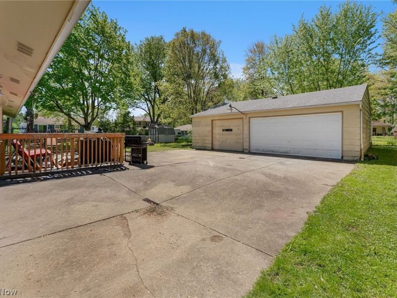 4285 Kerrybrook Drive , Youngstown, OH 44511 Photo 21