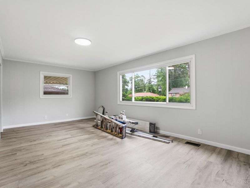 8741 Neptune Drive, Cincinnati, OH 45231 Photo 6