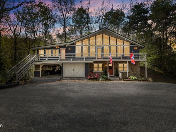 509 Adams Road, Gatlinburg, TN 37738