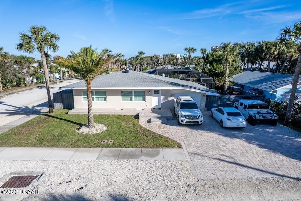 900 E 1st Avenue, New Smyrna Beach, FL 32169 Photo
