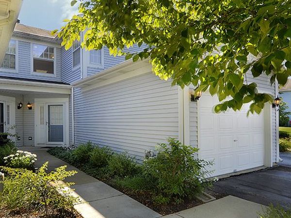 420 MILL Street , Batavia, IL 60510