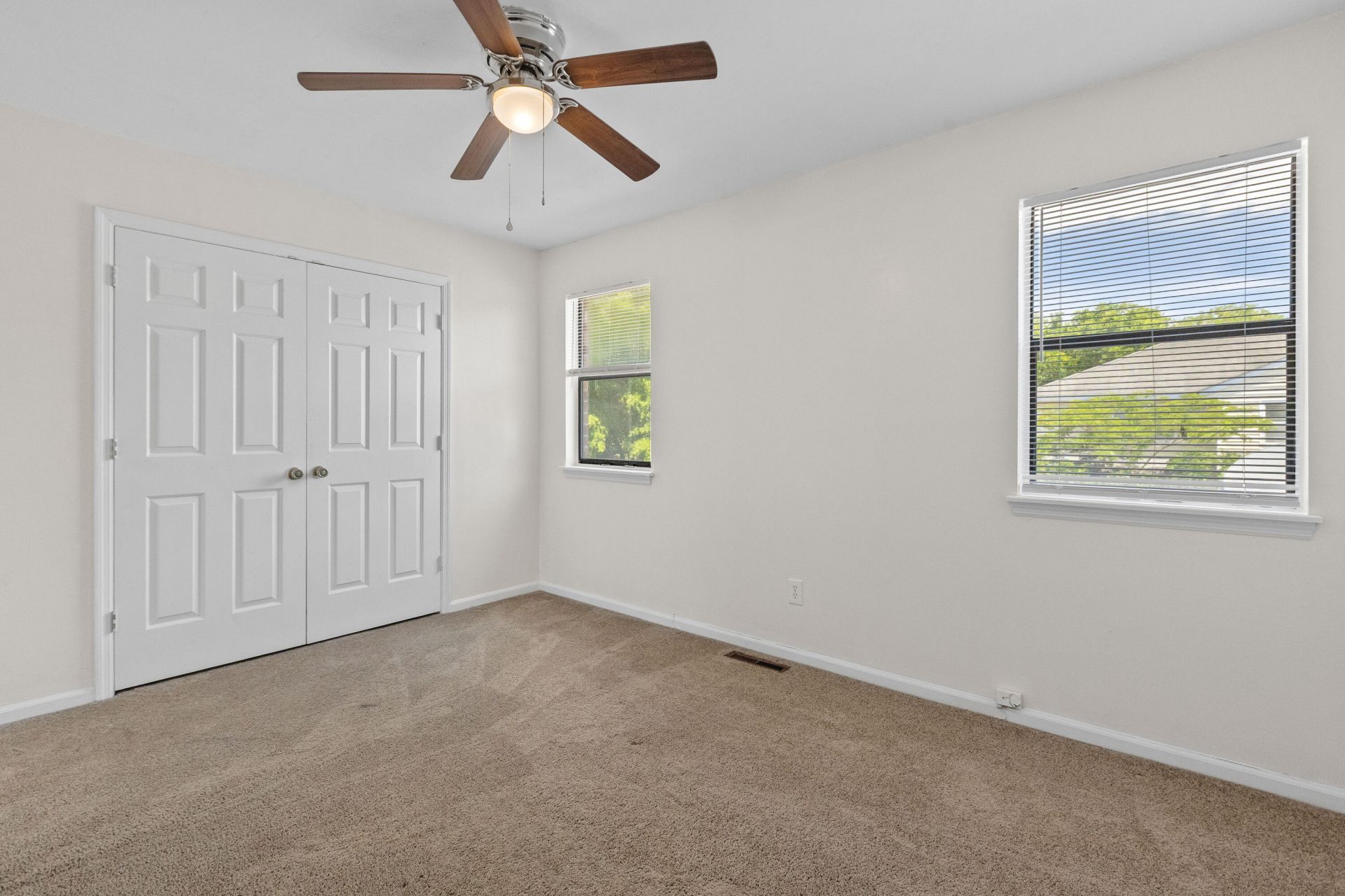 1406 Dove Run Drive Photo 20