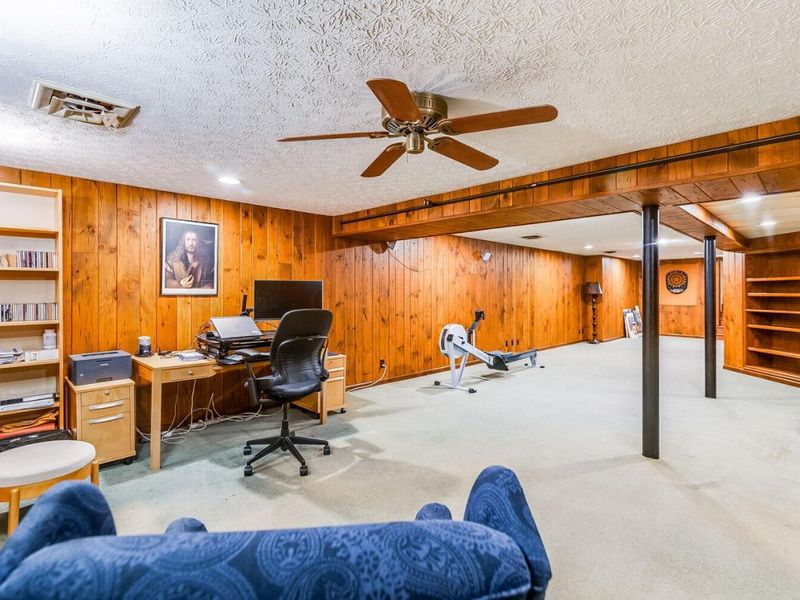 1420 Gambier Road, Mount Vernon, OH 43050 Photo 37