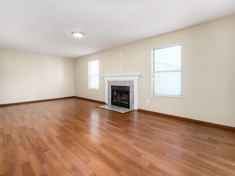 4432 Village Park Drive , Columbus, OH 43228 Photo 16