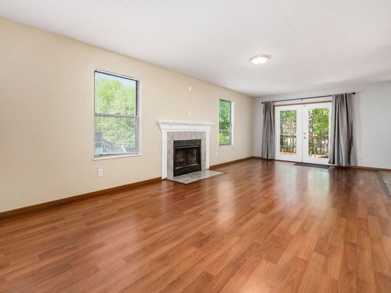 4432 Village Park Drive , Columbus, OH 43228 Photo 18