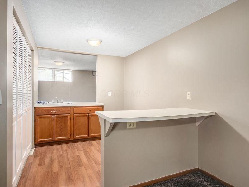 4432 Village Park Drive , Columbus, OH 43228 Photo 32