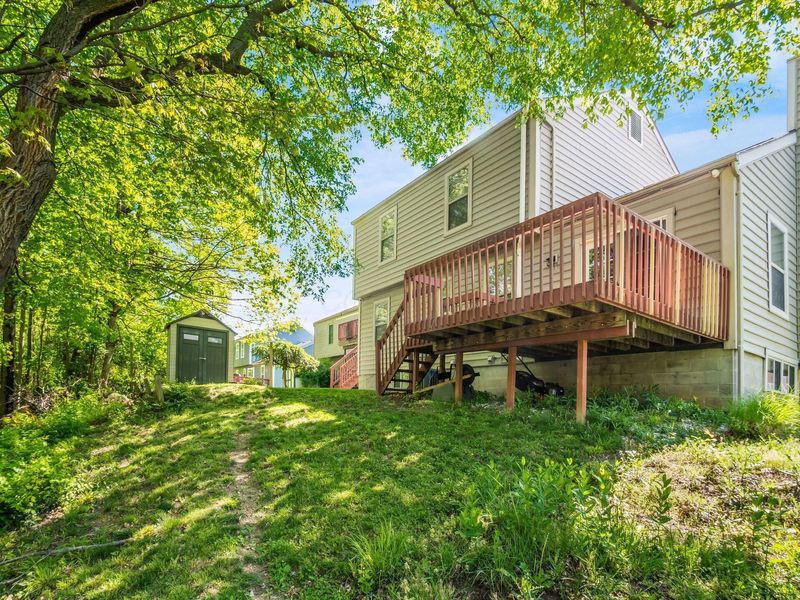 4432 Village Park Drive , Columbus, OH 43228 Photo 35