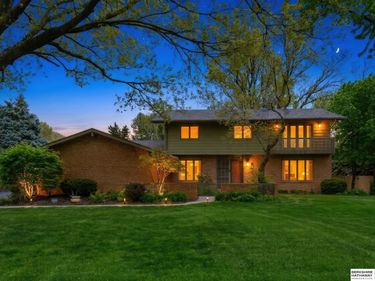 2709 S 100th Street , Omaha, NE 68124