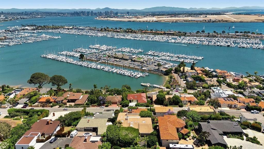 3011 Rogers Street, Point Loma, CA 92106 Main Photo