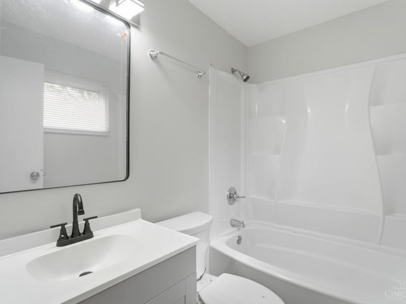 12150 Marwood Lane, Springdale, OH 45246 Photo 16