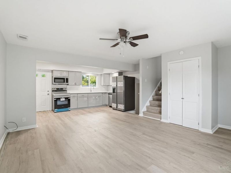 12150 Marwood Lane, Springdale, OH 45246 Photo 7