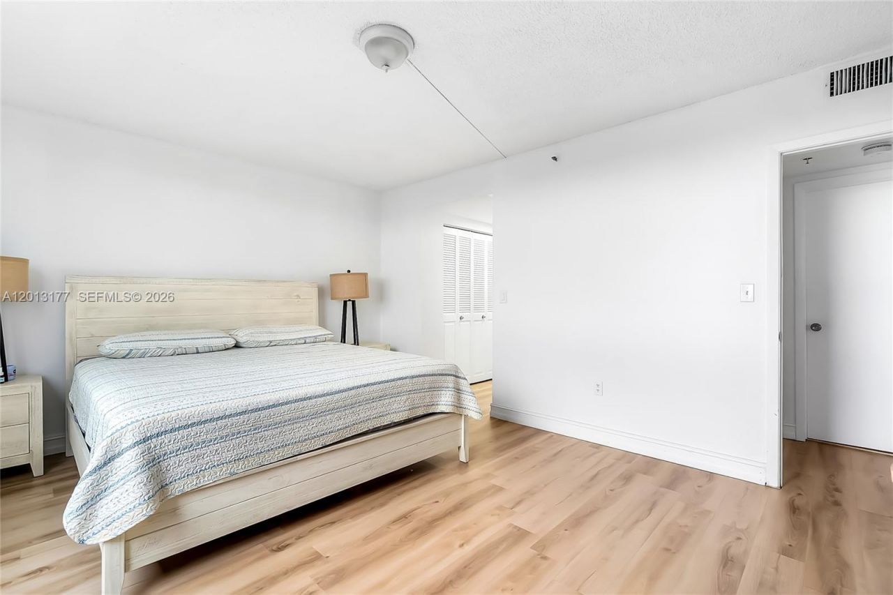 919 Hillcrest , Unit 607, Hollywood, FL 33021 Photo
