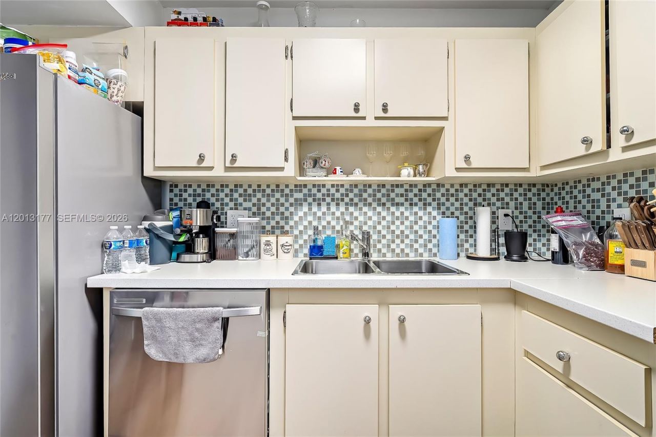 919 Hillcrest , Unit 607, Hollywood, FL 33021 Photo
