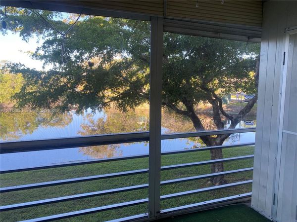 9370 Sunrise Lakes Blvd , Unit 209, Sunrise, FL 33322