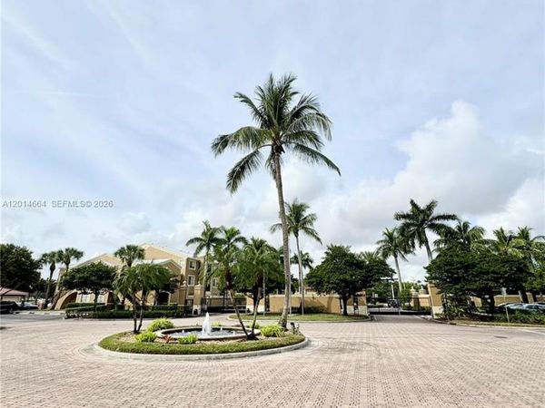 8030 N Nob Hill Rd , Unit 105, Tamarac, FL 33321