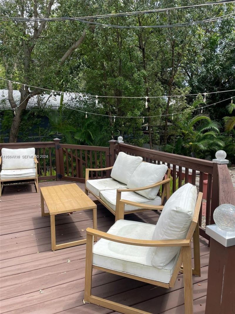 536 NE 69th St , Unit 536, Miami, FL 33138 Photo