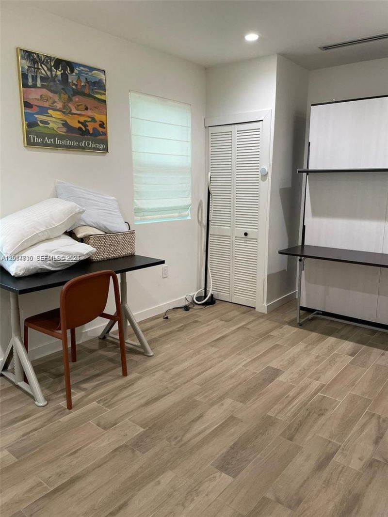 536 NE 69th St , Unit 536, Miami, FL 33138 Photo