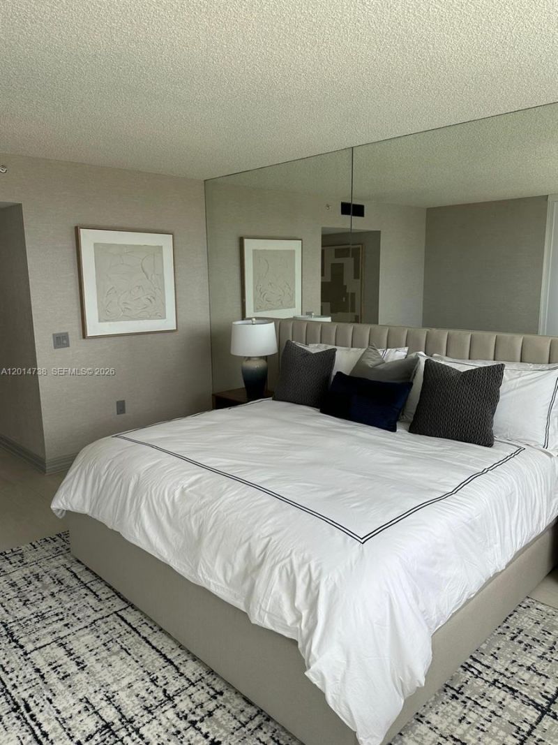 16400 Collins Ave , Unit 946, Sunny Isles Beach, FL 33160 Photo