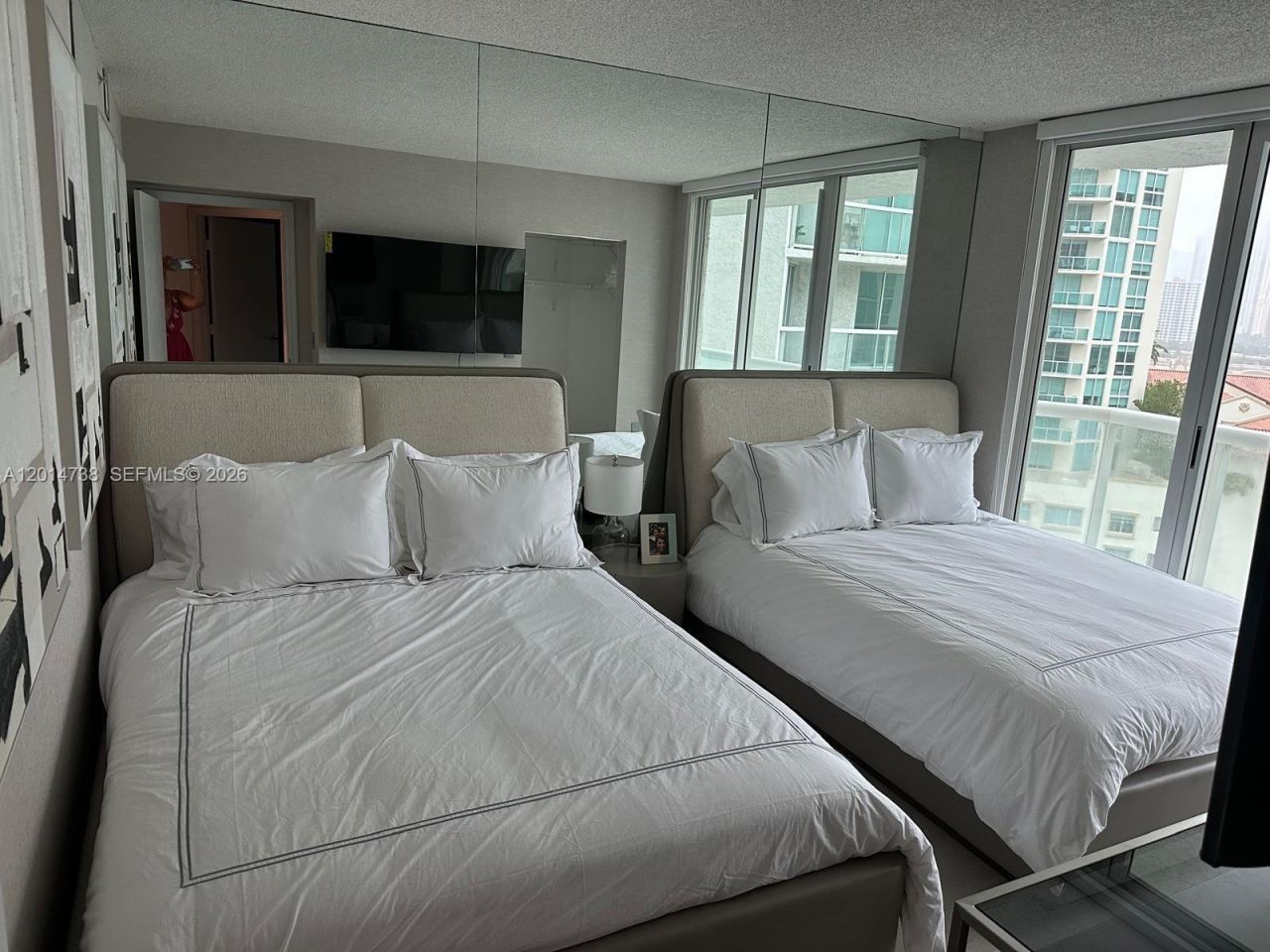 16400 Collins Ave , Unit 946, Sunny Isles Beach, FL 33160 Photo