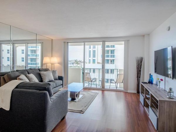 9195 Collins Ave , Unit 611, Surfside, FL 33154