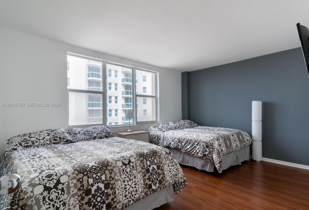 9195 Collins Ave , Unit 611, Surfside, FL 33154 Photo