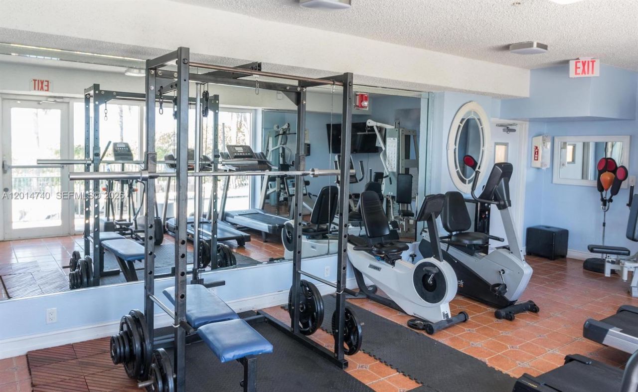 9195 Collins Ave , Unit 611, Surfside, FL 33154 Photo