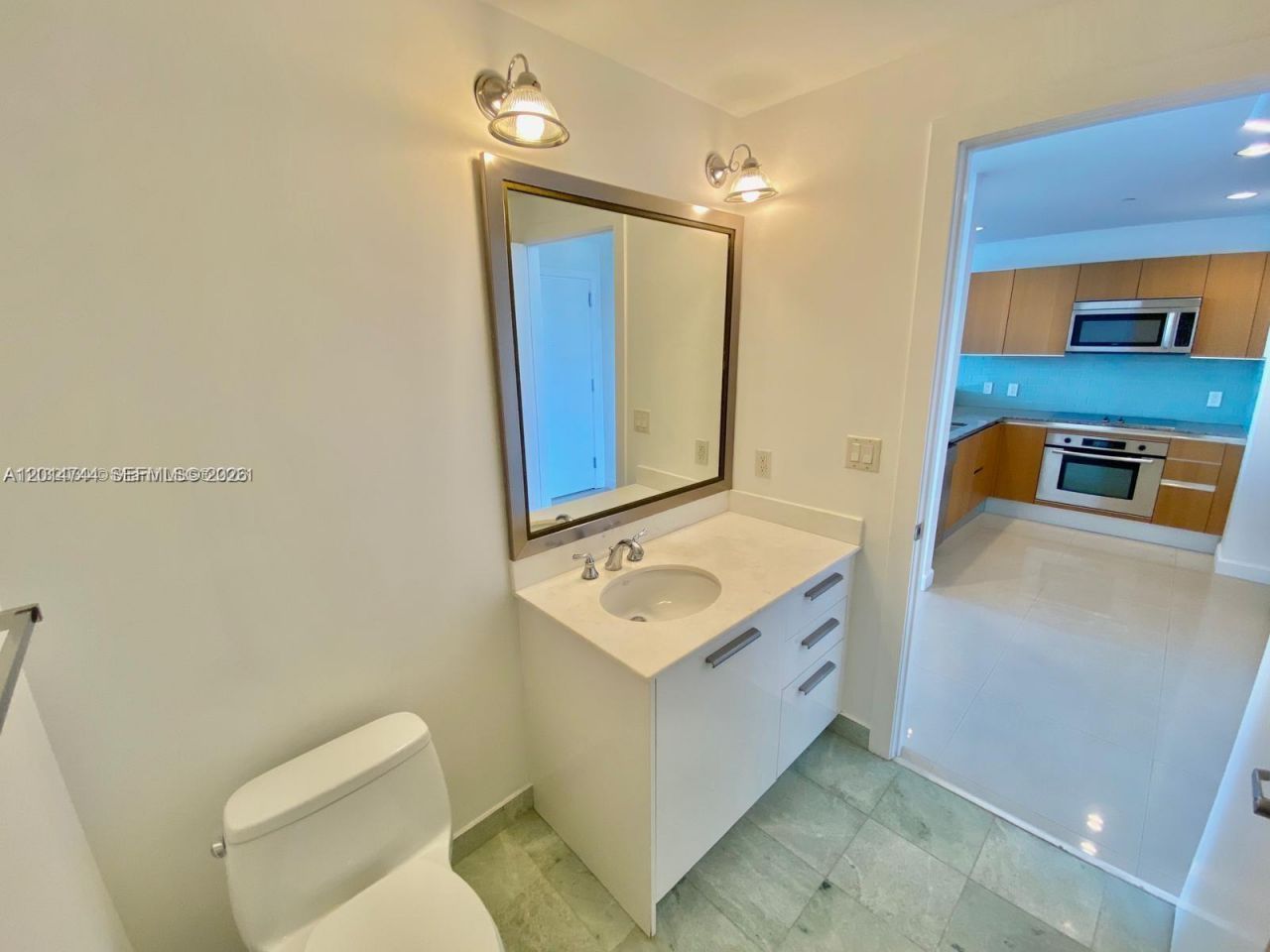 1060 Brickell Ave , Unit 3709, Miami, FL 33131 Photo
