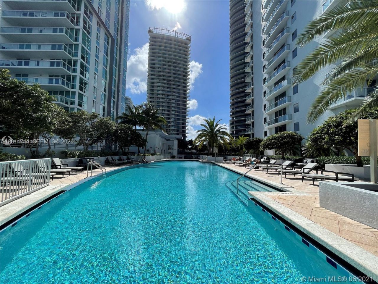 1060 Brickell Ave , Unit 3709, Miami, FL 33131 Photo