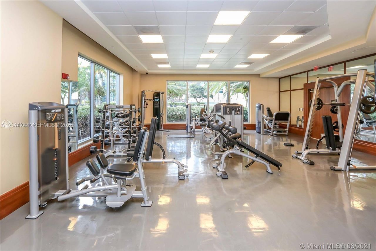 1060 Brickell Ave , Unit 3709, Miami, FL 33131 Photo