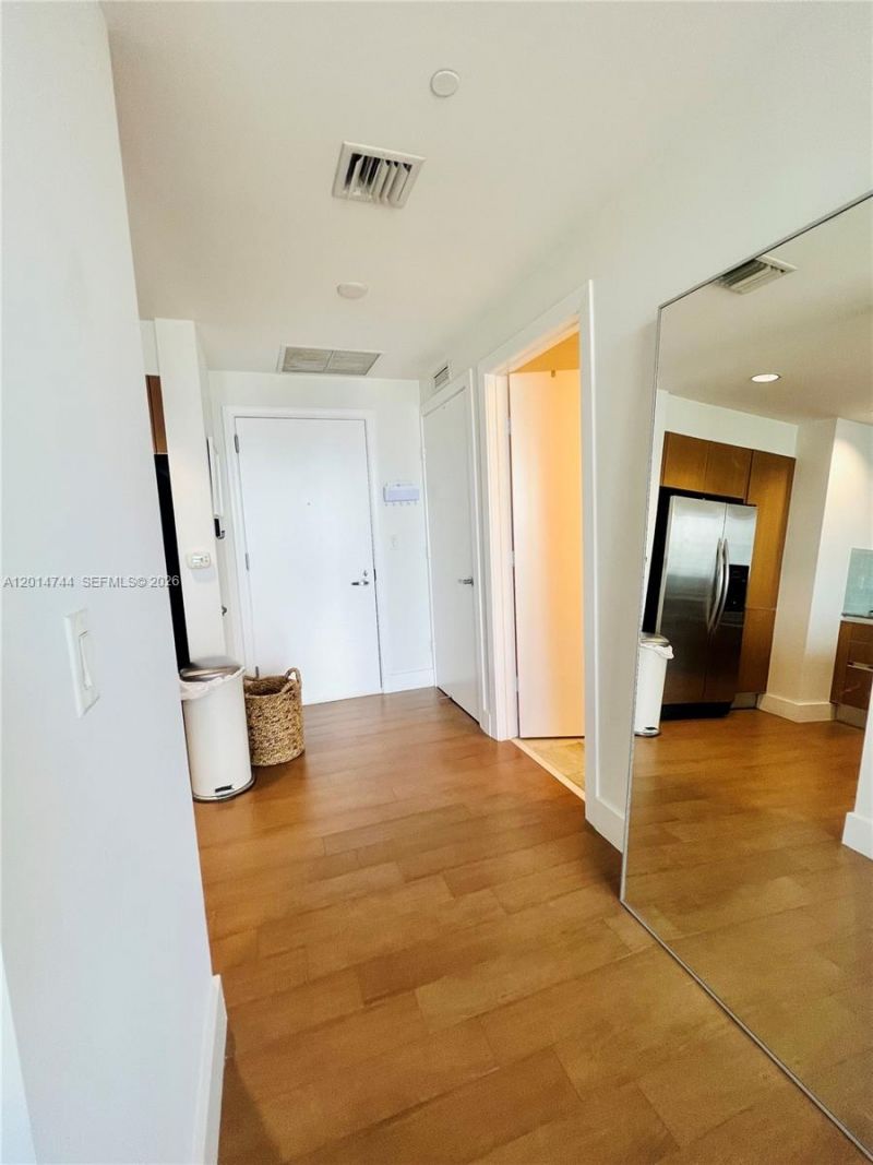 1060 Brickell Ave , Unit 3709, Miami, FL 33131 Photo