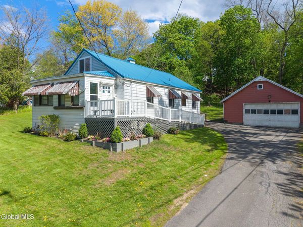 9 Ridge Road, Rensselaer, NY 12144