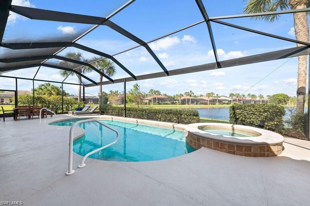 8963 Appaloosa Ct, Naples, FL 34113 Photo