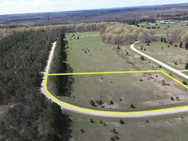 Kyle Drive, Kalkaska, MI 49646