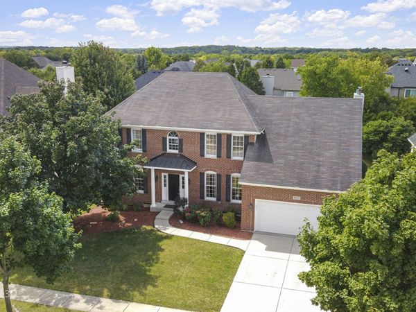 852 Sunrise Drive , South Elgin, IL 60177