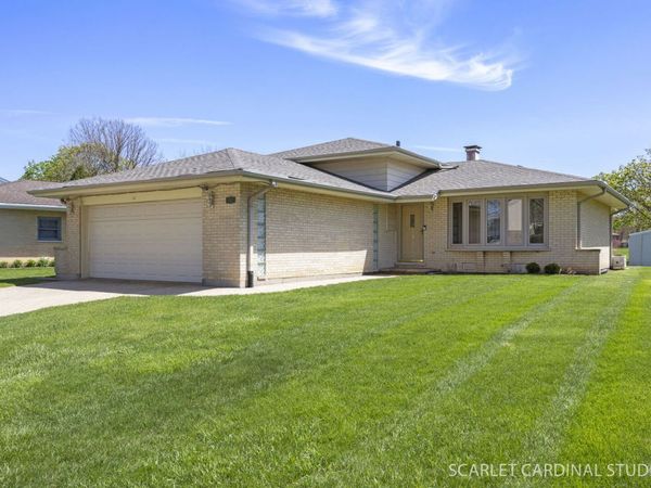 3433 Drover Lane , Darien, IL 60561