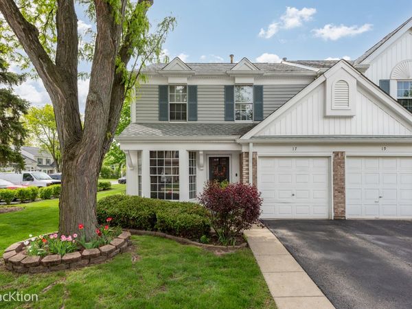 17 Peach Tree Lane , Westmont, IL 60559