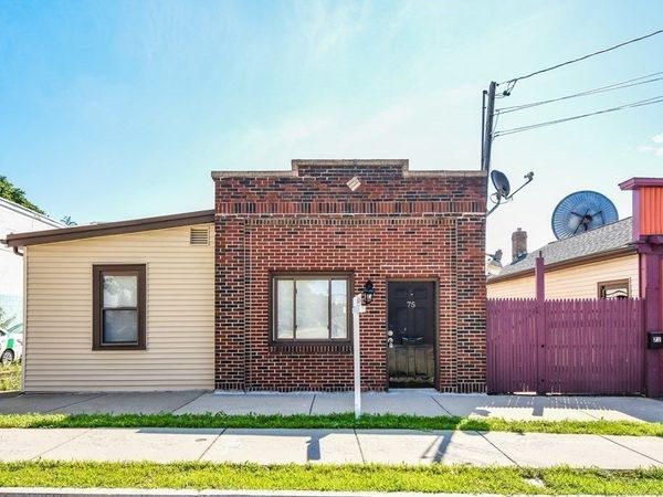 75 Elm, Watertown, MA 02472