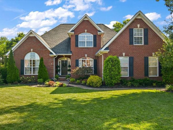 2260 Westwood Dr , Murfreesboro, TN 37130