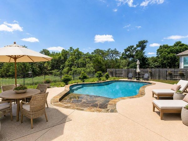 246 Toyah DR, Dripping Springs, TX 78620