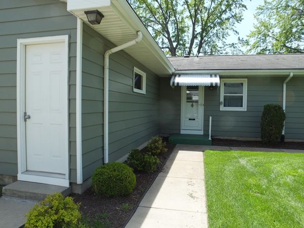 834 Andover Court SE, Kentwood, MI 49508