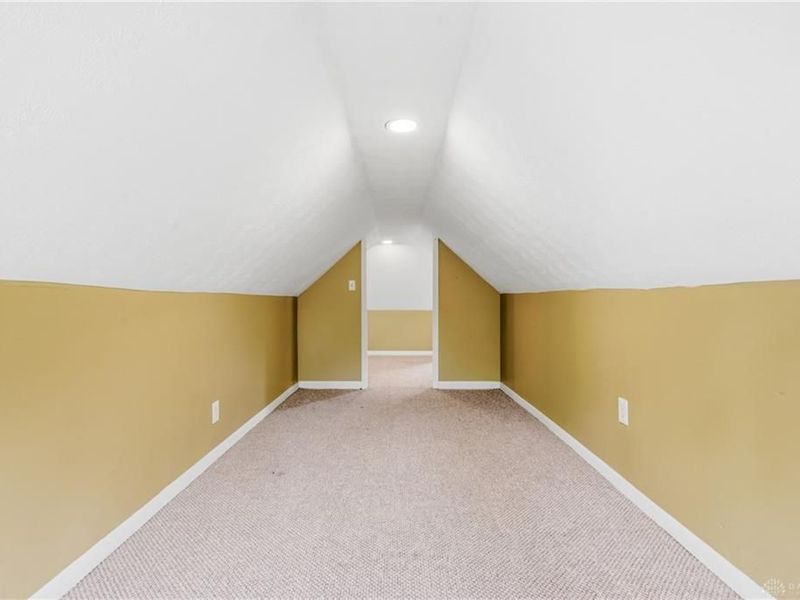 306 W Vine Street, Reading, OH 45215 Photo 22