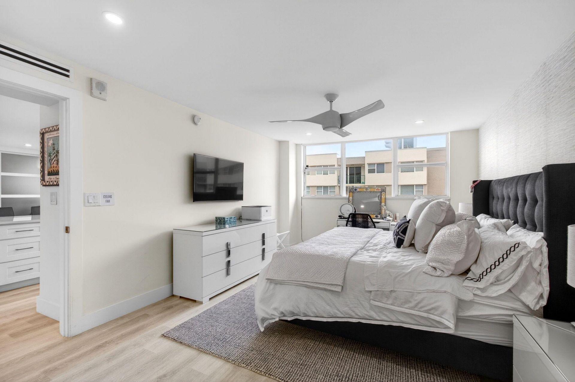 1236 Hillsboro Mile Hillsboro Mile, Unit 406, Hillsboro Beach, FL 33062 Photo