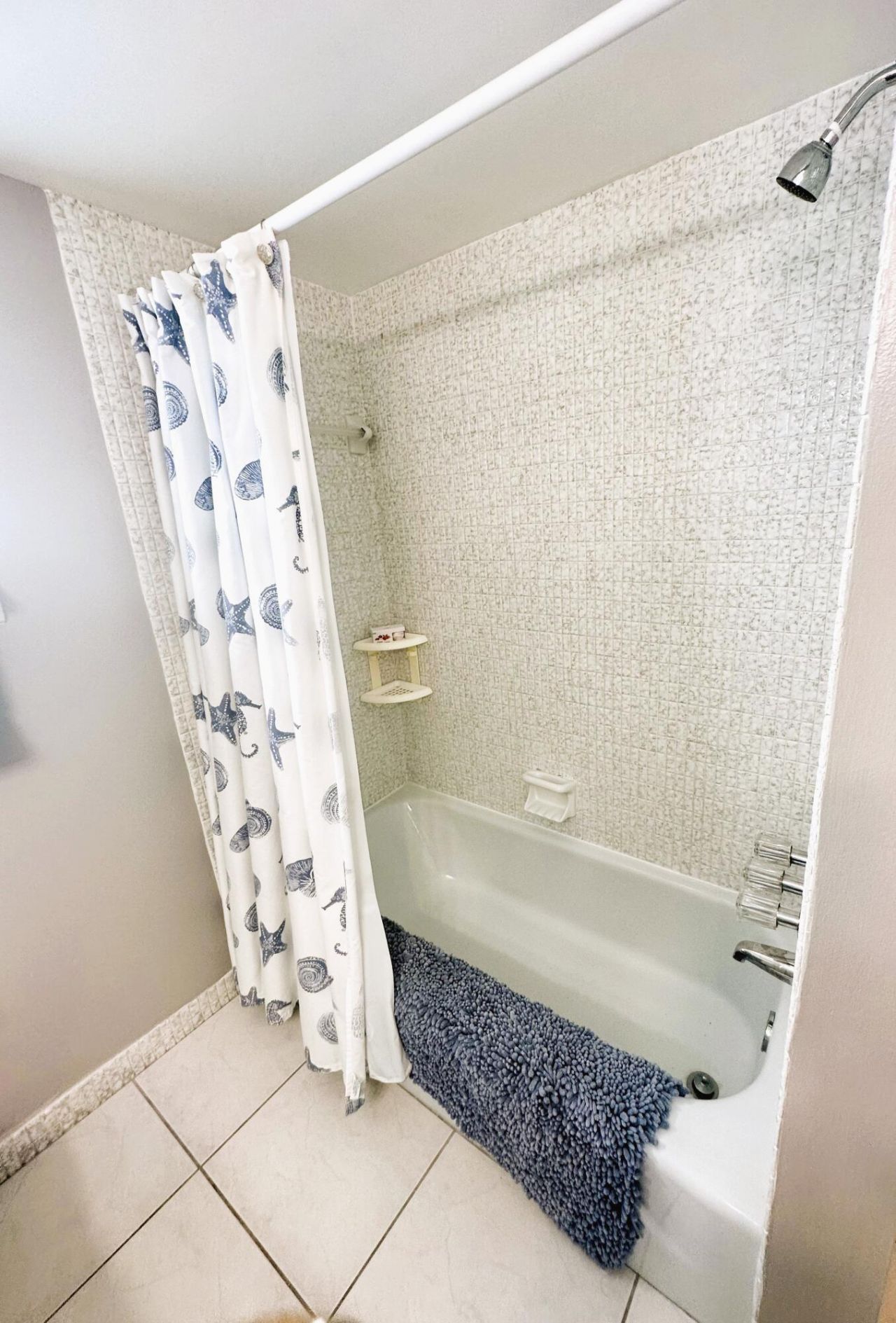 10 Colonial Club Drive, Unit 101, Boynton Beach, FL 33435 Photo