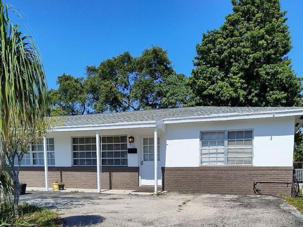 828 Prosperity Farms Road, North Palm Beach, FL 33408