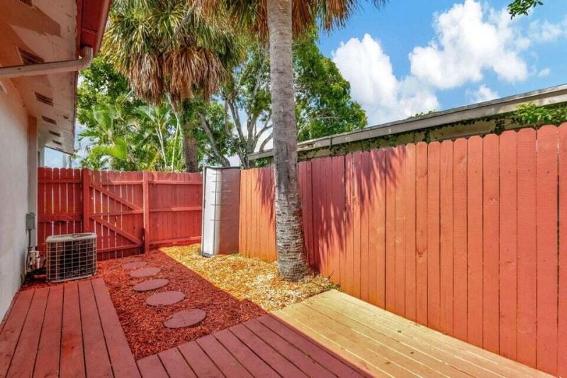 614 Holly Drive, Unit 1, Palm Beach Gardens, FL 33410 Photo